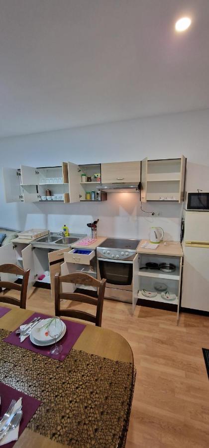 Murko P-4 Apartment *